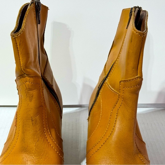 Vtg Levis Leather Western Boots size 7.5 - Picture 3 of 16